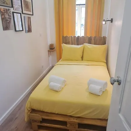 Rustic Beato 2br Apartment Lissabon